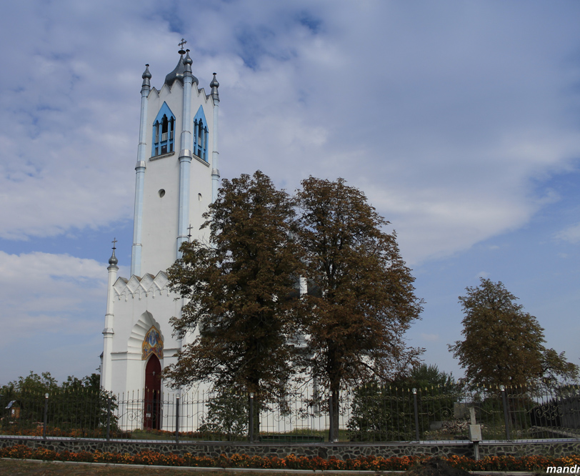 Мошни церква Спасо - Преображенська церква, Дерево кохання, Мошни і Мошногірський парк