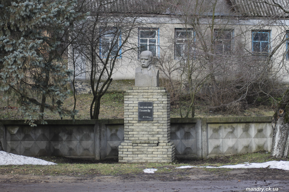 Весна в Холодному Яру
