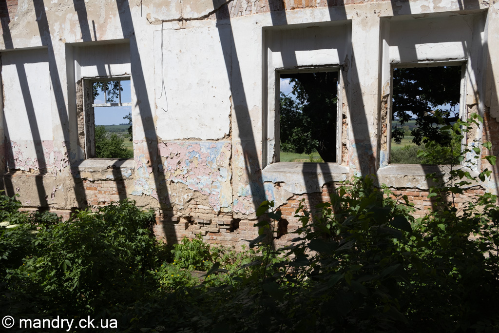 покинутий палац Кіровоградської області
