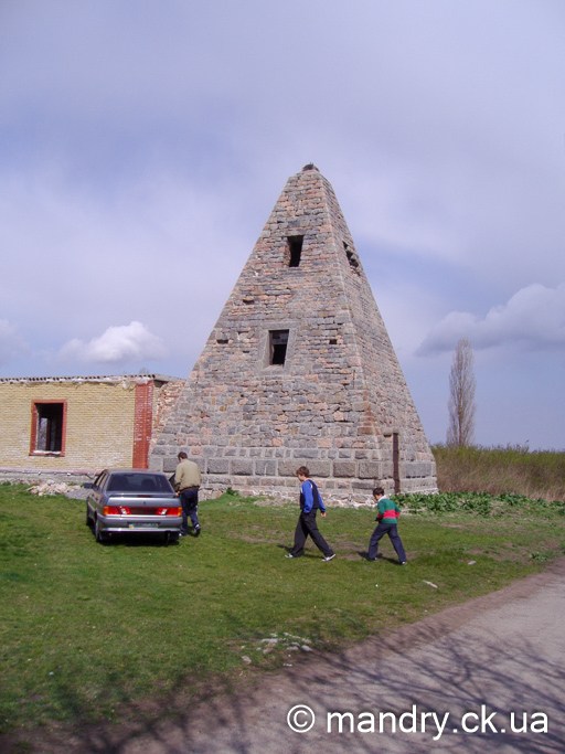 піраміда Комендантівка 2007